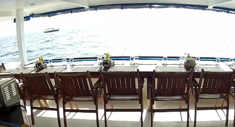 manta-cruise-una-certa-visione-di-diving-in-maldive